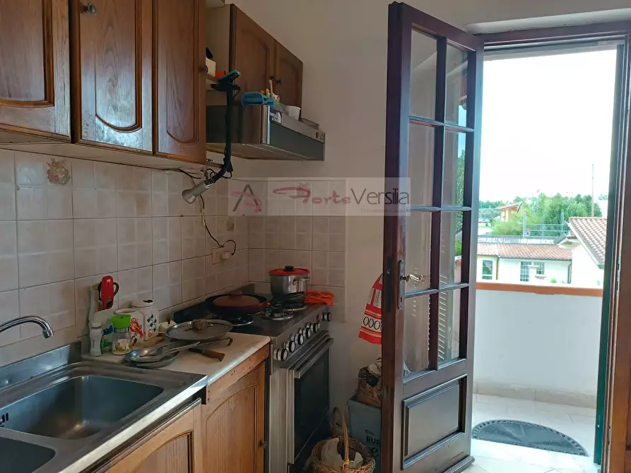 Immagine 7 di Appartamento in vendita  a Pietrasanta