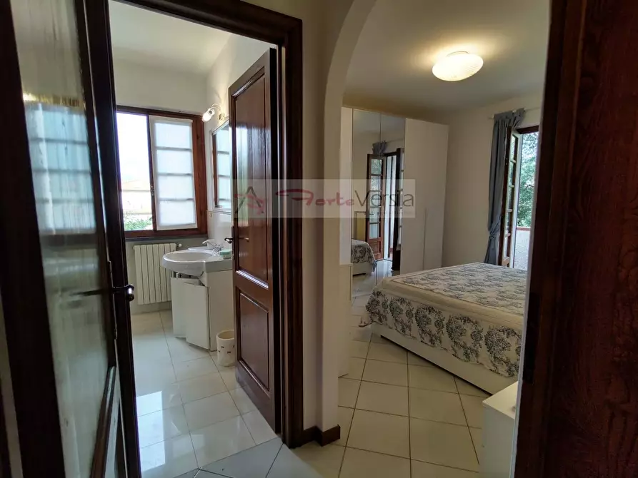 Immagine 29 di Villa in vendita  a Pietrasanta