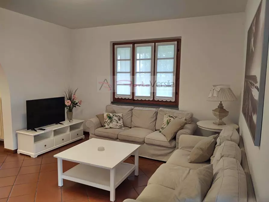 Immagine 71 di Villa in vendita  a Pietrasanta
