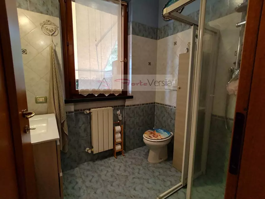 Immagine 13 di Villetta a schiera in vendita  a Forte Dei Marmi