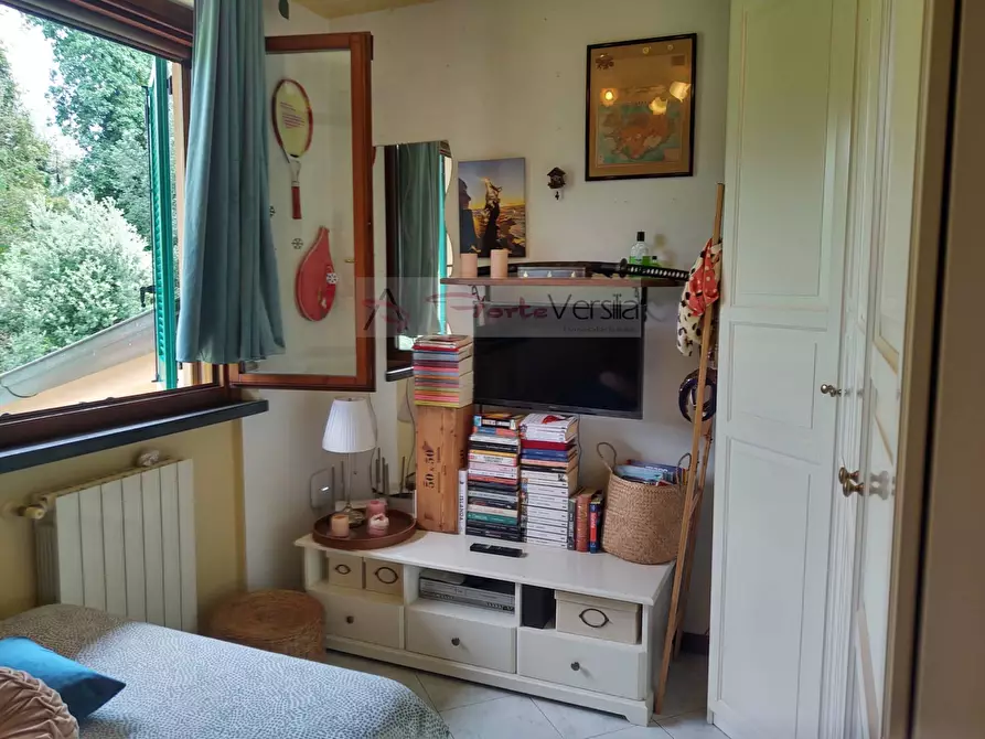 Immagine 36 di Villetta a schiera in vendita  a Forte Dei Marmi