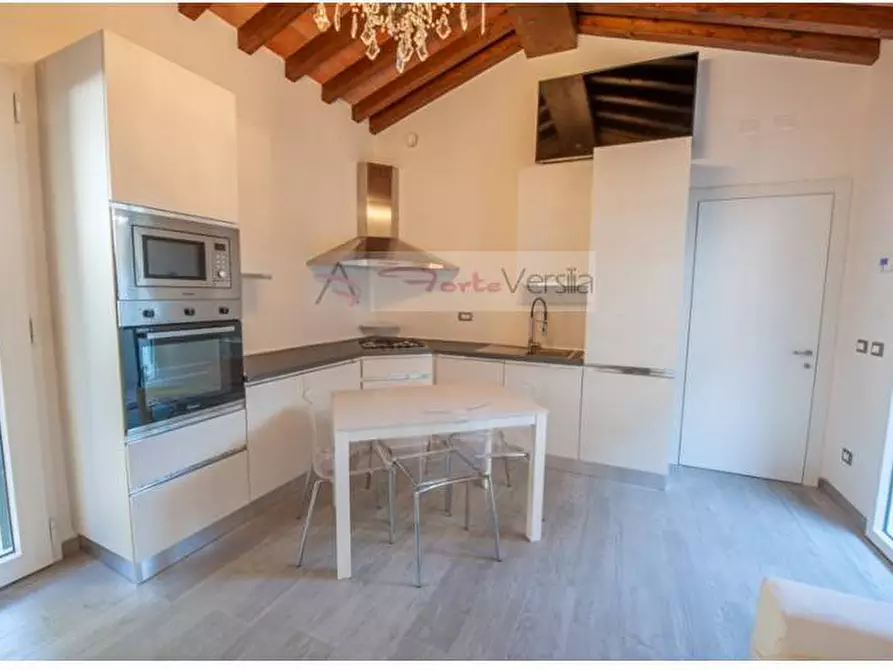 Immagine 26 di Villa in affitto  a Forte Dei Marmi