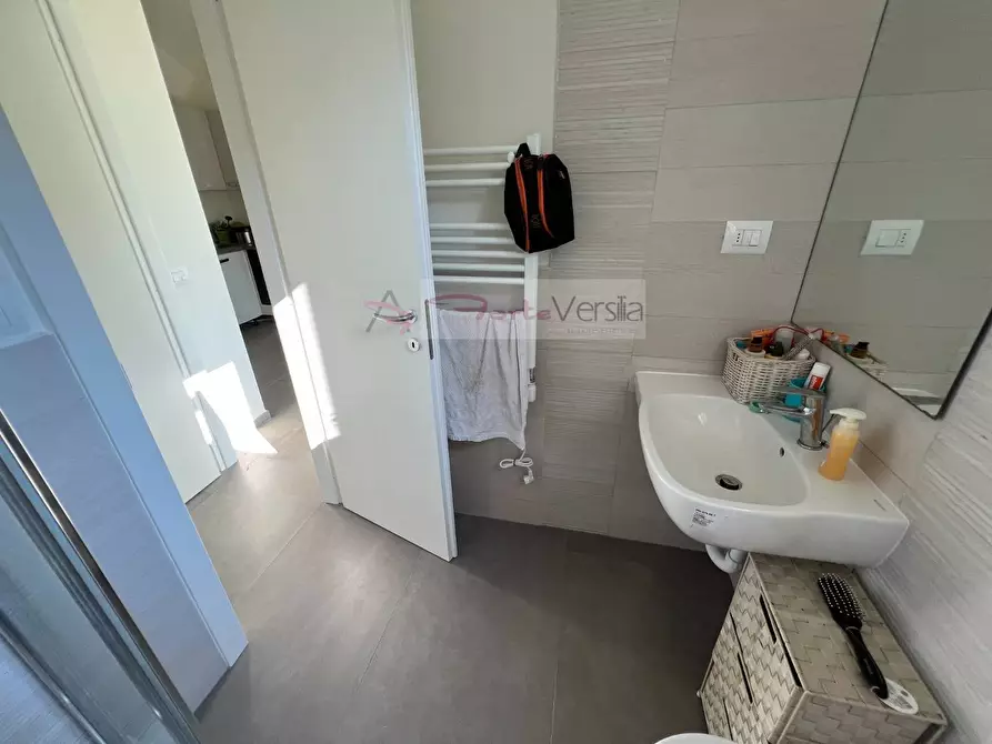 Immagine 22 di Casa semindipendente in vendita  a Pietrasanta