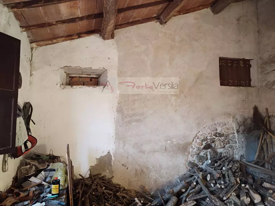 Immagine 8 di Rustico / casale in vendita  a Massarosa