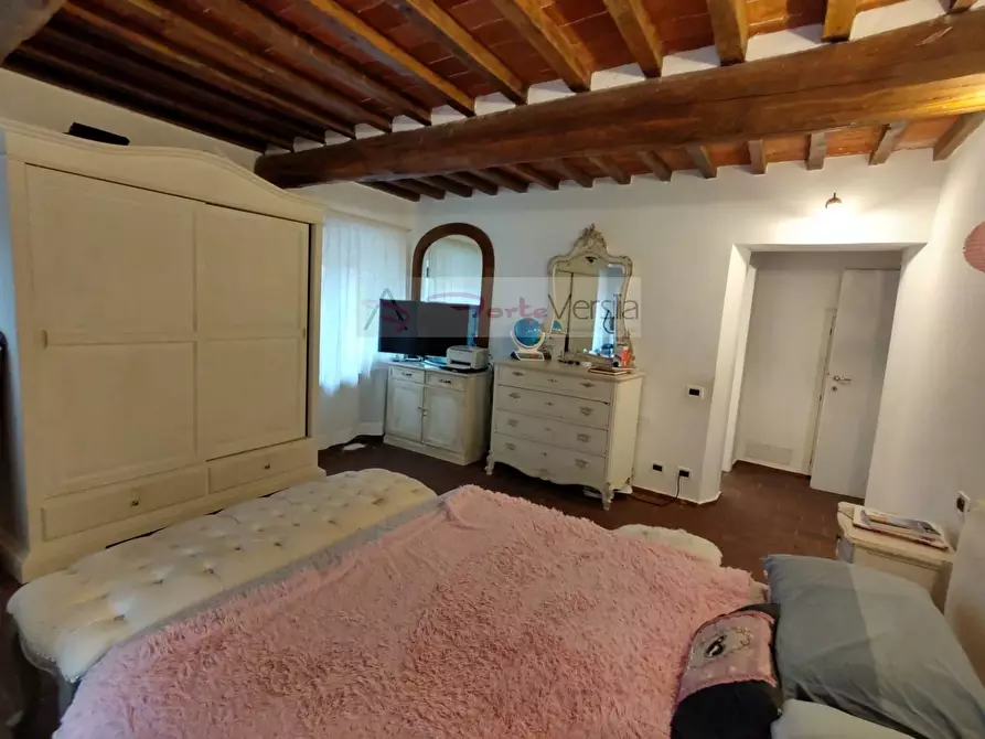 Immagine 15 di Rustico / casale in vendita  a Pietrasanta