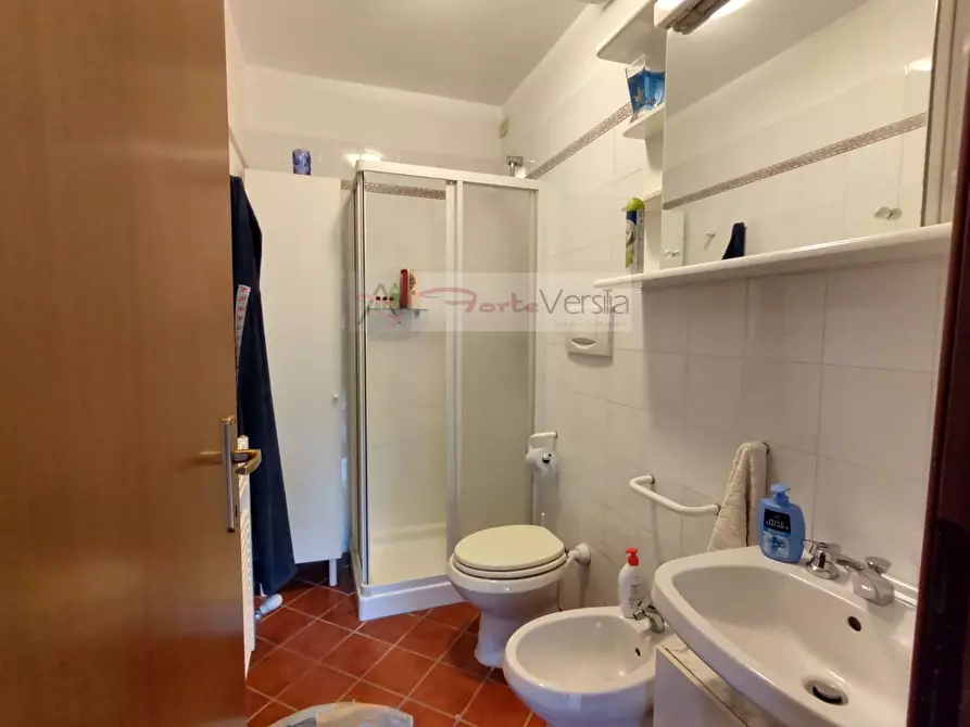 Immagine 30 di Casa indipendente in vendita  a Massarosa