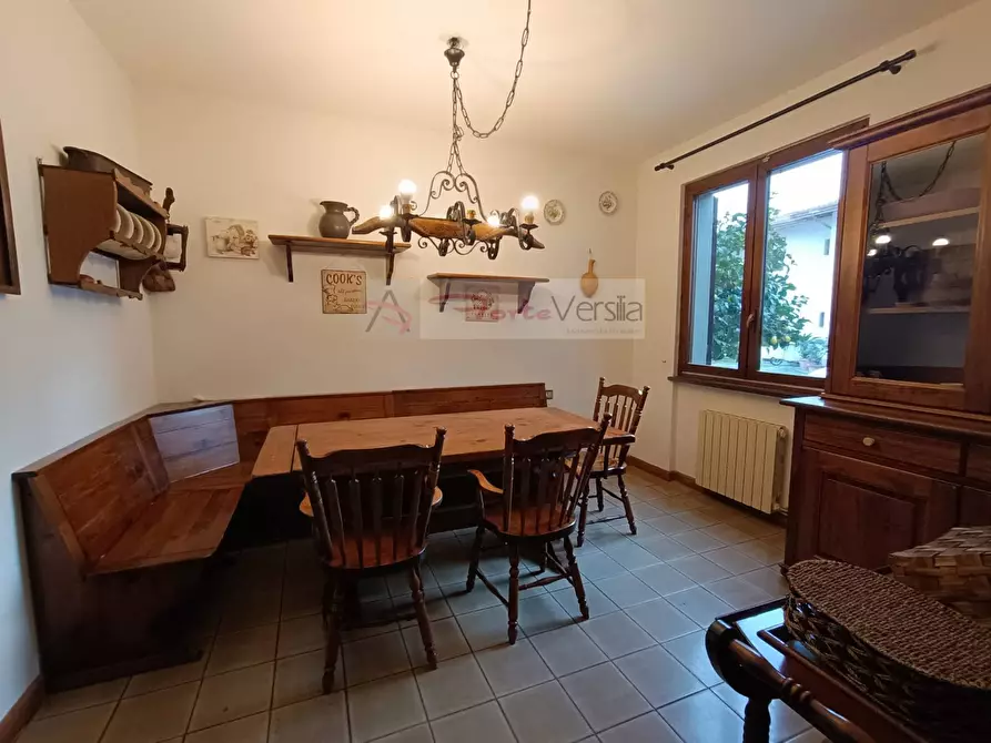 Immagine 9 di Appartamento in vendita  a Seravezza