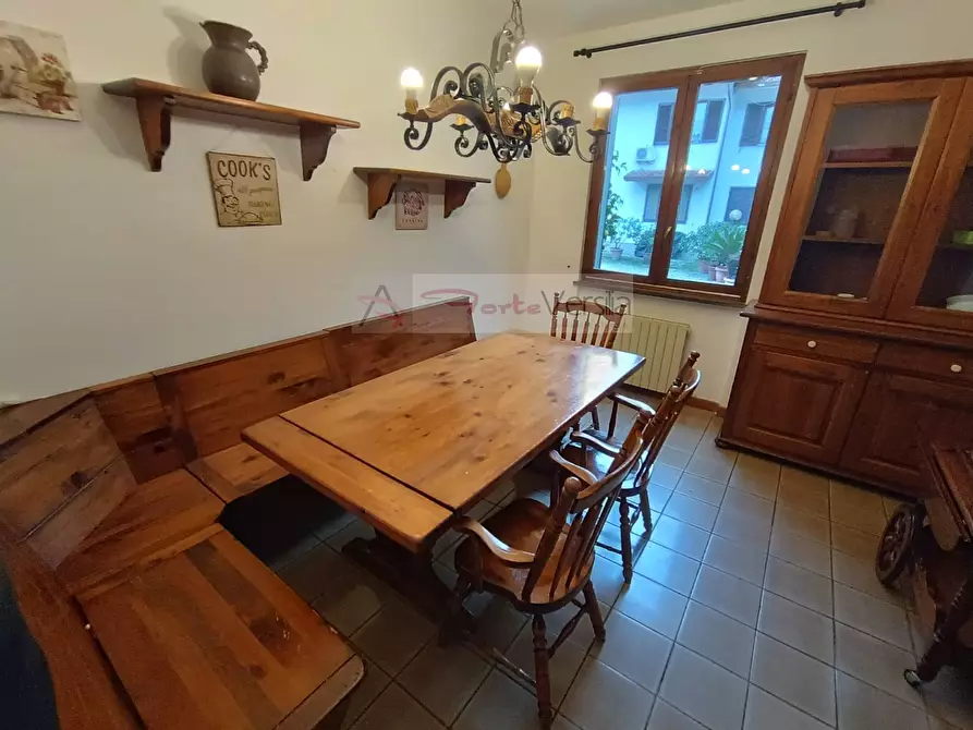 Immagine 8 di Appartamento in vendita  a Seravezza