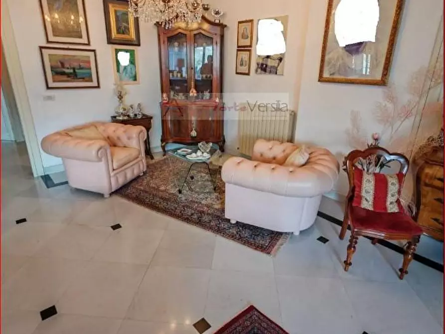 Immagine 4 di Appartamento in vendita  a Carrara