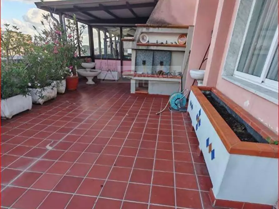 Immagine 10 di Appartamento in vendita  a Carrara