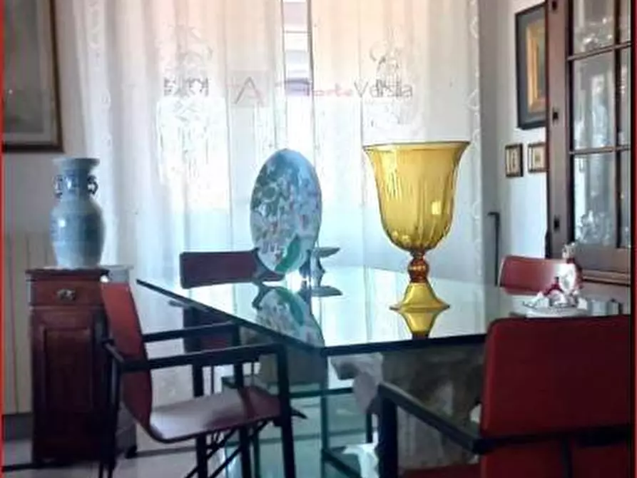 Immagine 5 di Appartamento in vendita  a Carrara