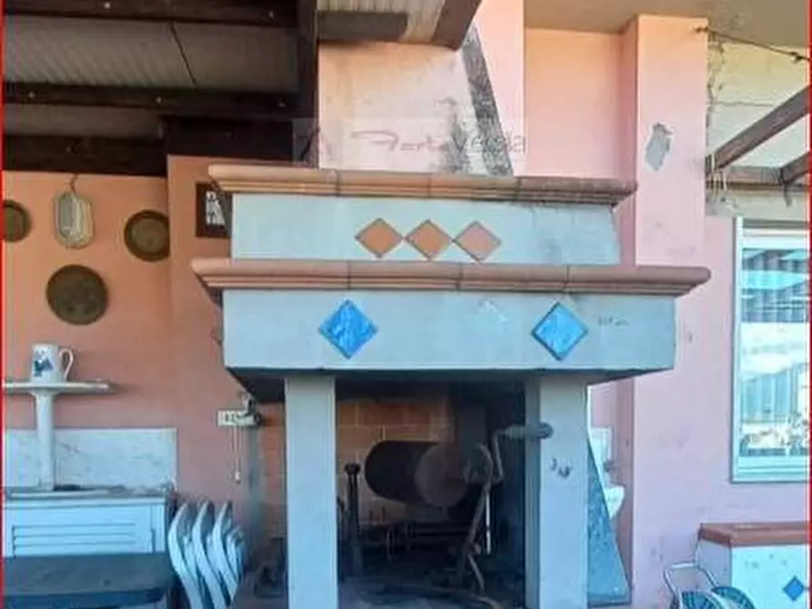 Immagine 13 di Appartamento in vendita  a Carrara