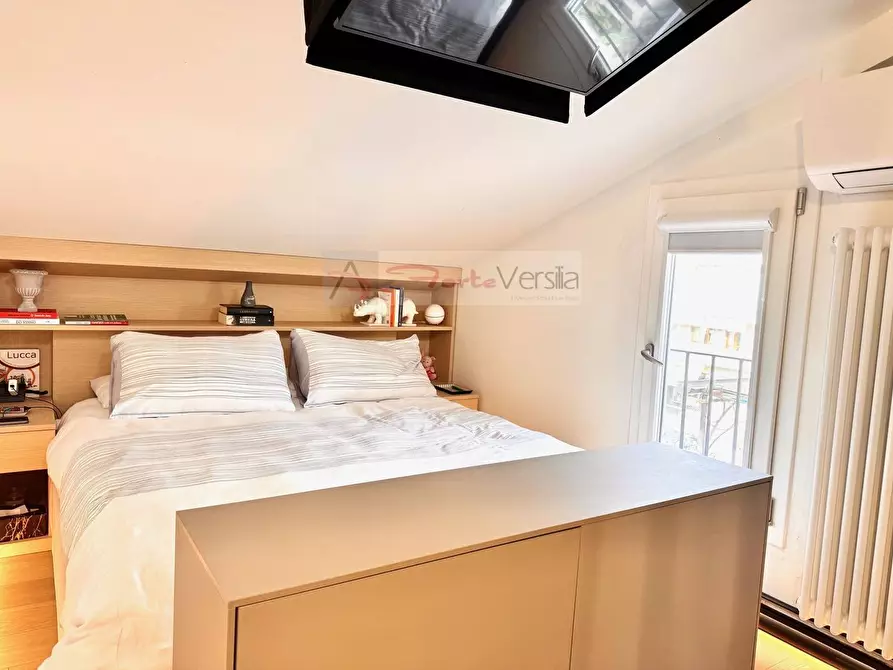 Immagine 25 di Casa semindipendente in vendita  a Forte Dei Marmi