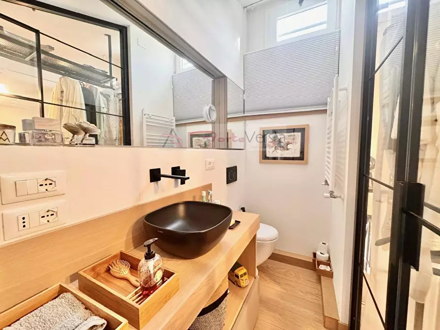 Immagine 27 di Casa semindipendente in vendita  a Forte Dei Marmi