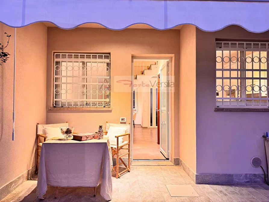 Immagine 23 di Villetta a schiera in vendita  a Montignoso