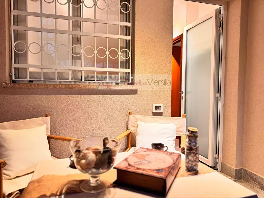 Immagine 22 di Villetta a schiera in vendita  a Montignoso