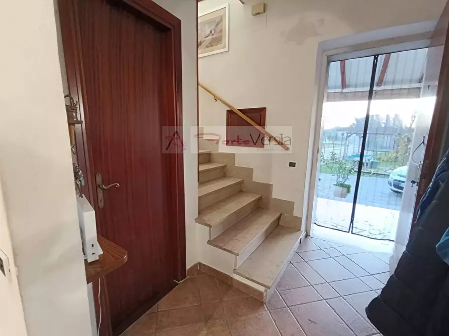 Immagine 18 di Casa semindipendente in vendita  a Montignoso