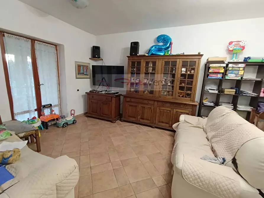 Immagine 26 di Casa semindipendente in vendita  a Montignoso