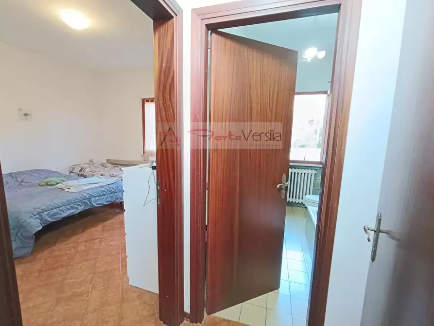 Immagine 28 di Casa semindipendente in vendita  a Montignoso