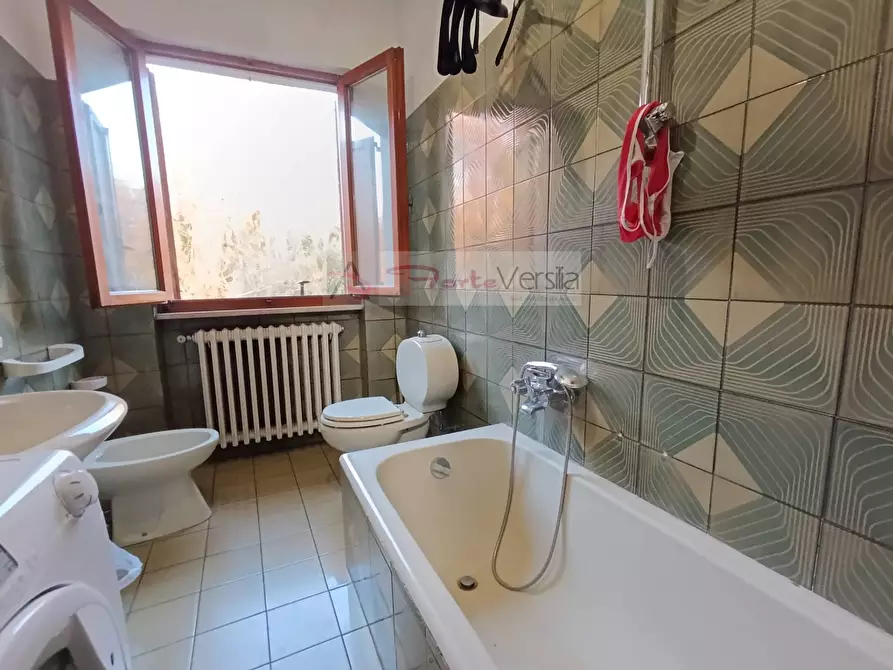 Immagine 30 di Casa semindipendente in vendita  a Montignoso