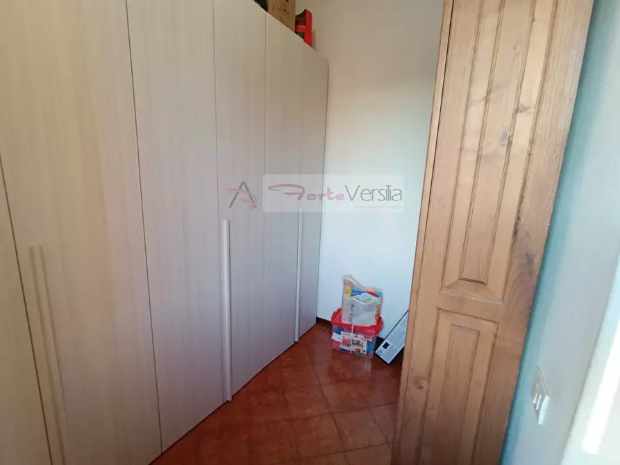 Immagine 43 di Casa semindipendente in vendita  a Montignoso