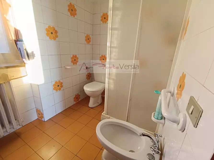 Immagine 47 di Casa semindipendente in vendita  a Montignoso