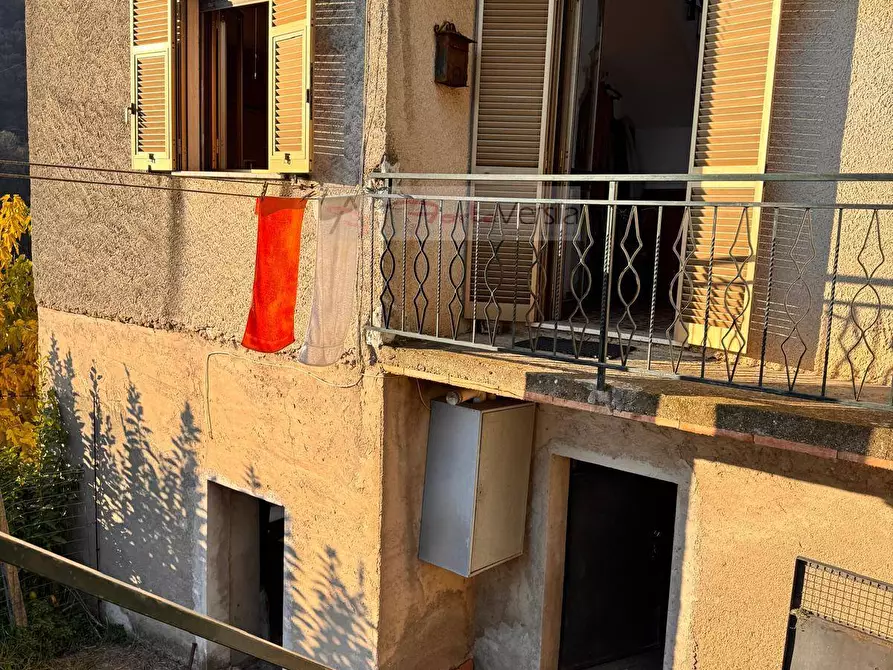 Immagine 25 di Casa semindipendente in vendita  a Montignoso