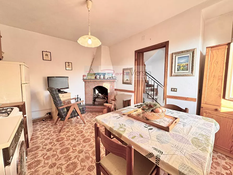 Immagine 3 di Casa semindipendente in vendita  a Montignoso