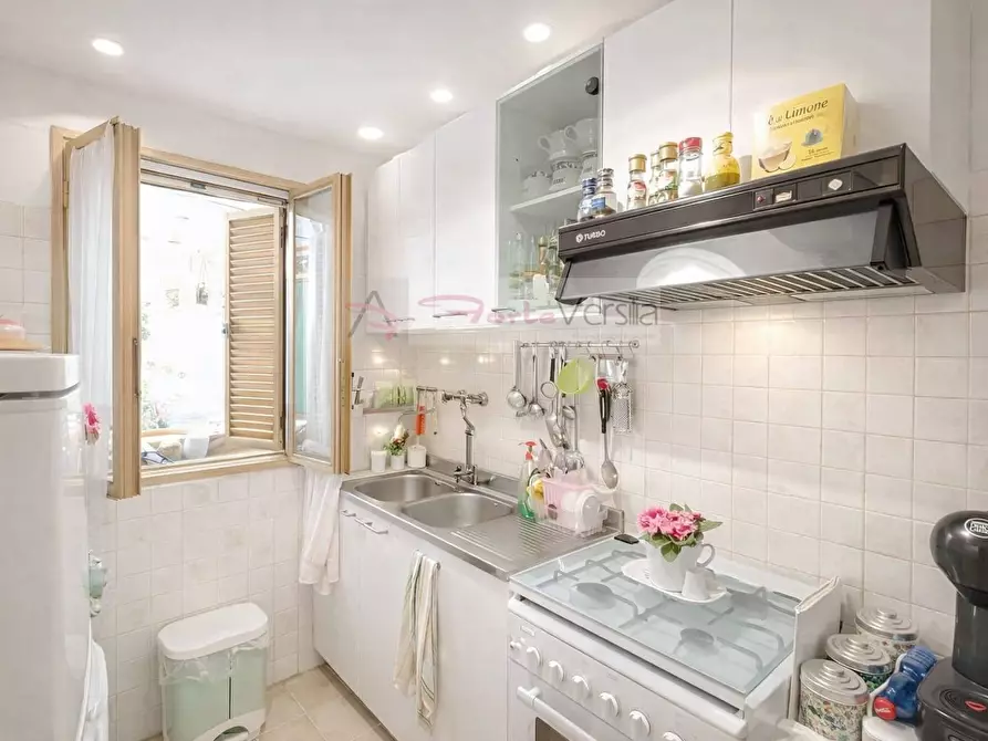 Immagine 3 di Villa in vendita  a Pietrasanta