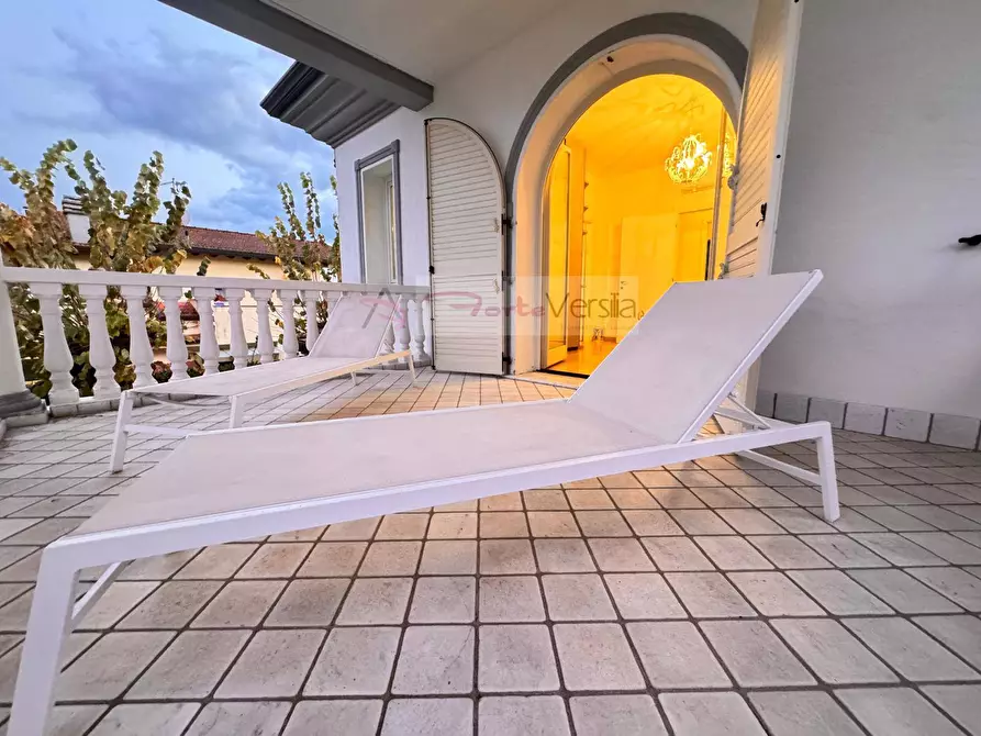 Immagine 37 di Villa in vendita  a Forte Dei Marmi