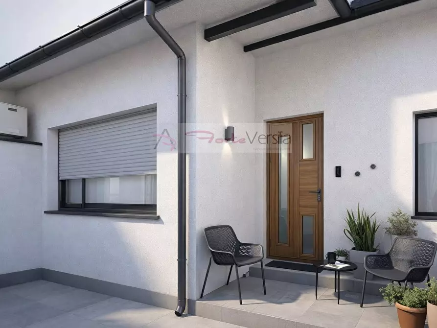 Immagine 1 di Villetta a schiera in vendita  a Forte Dei Marmi