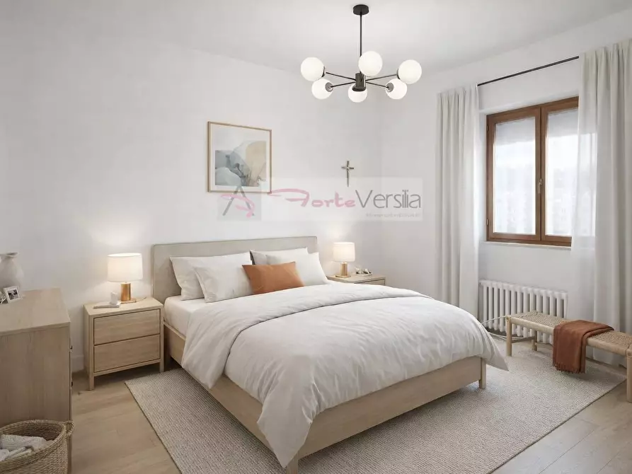 Immagine 6 di Villa in vendita  a Pietrasanta