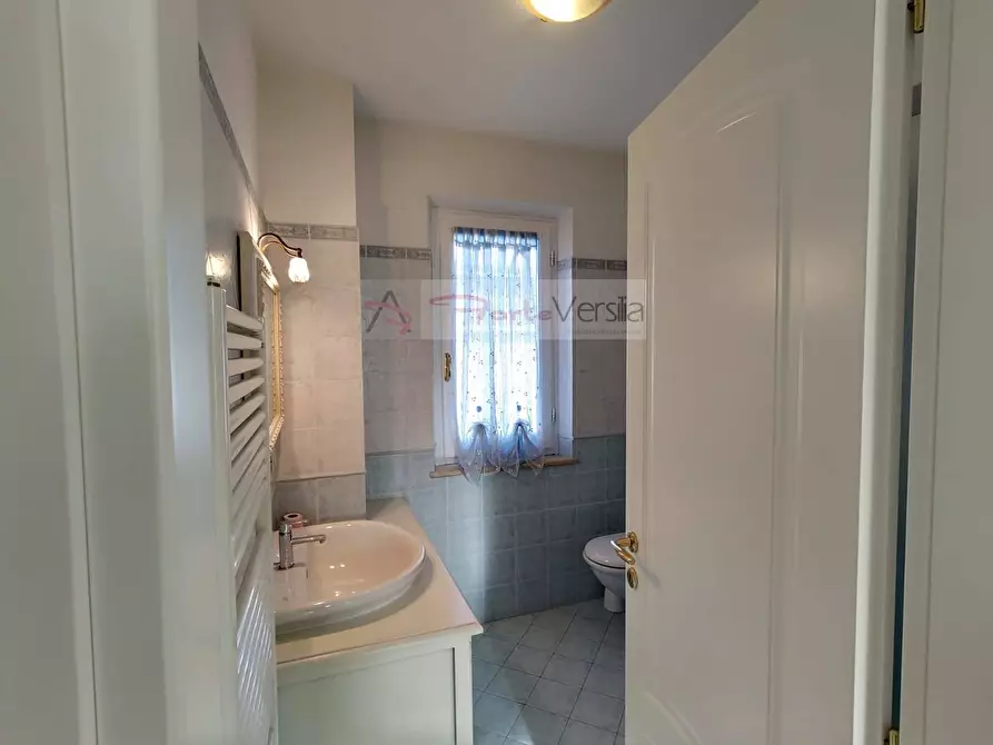 Immagine 35 di Villa in vendita  a Pietrasanta