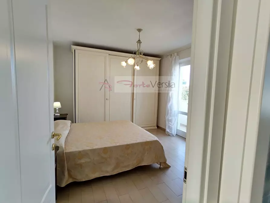 Immagine 30 di Villa in vendita  a Pietrasanta