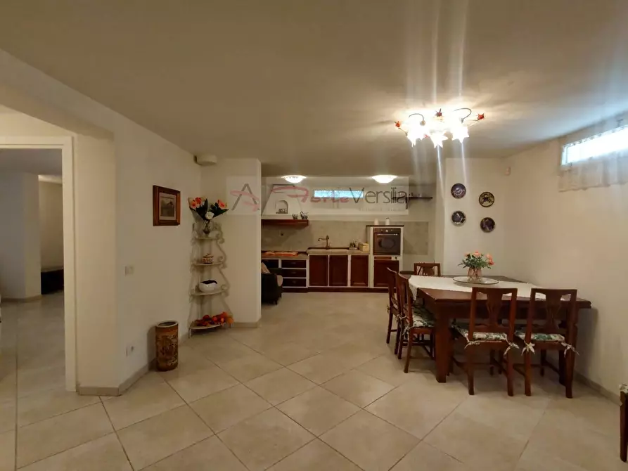 Immagine 45 di Villa in vendita  a Pietrasanta