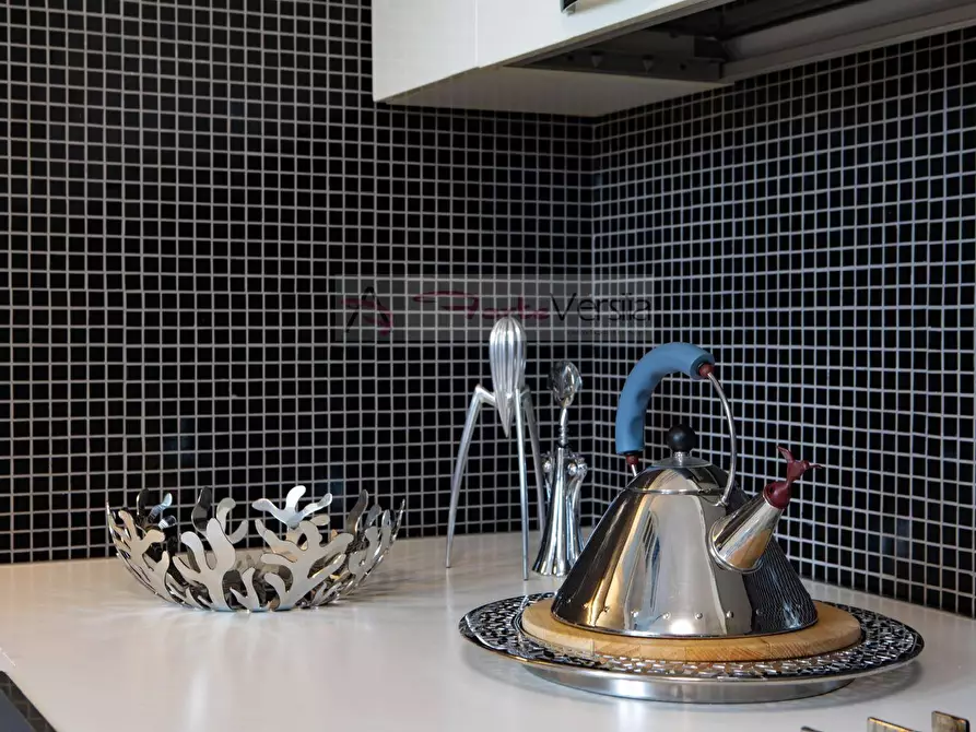 Immagine 32 di Appartamento in vendita  a Viareggio