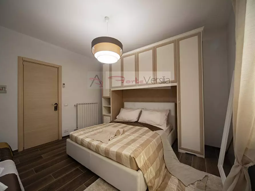 Immagine 47 di Appartamento in vendita  a Viareggio