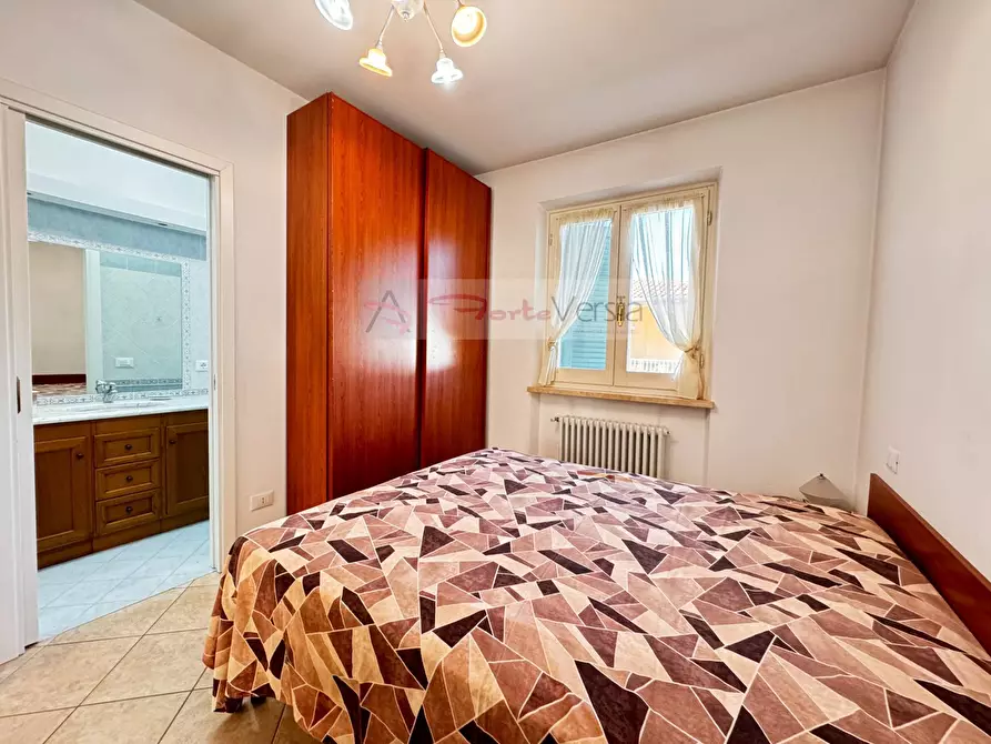 Immagine 8 di Villa in vendita  a Forte Dei Marmi