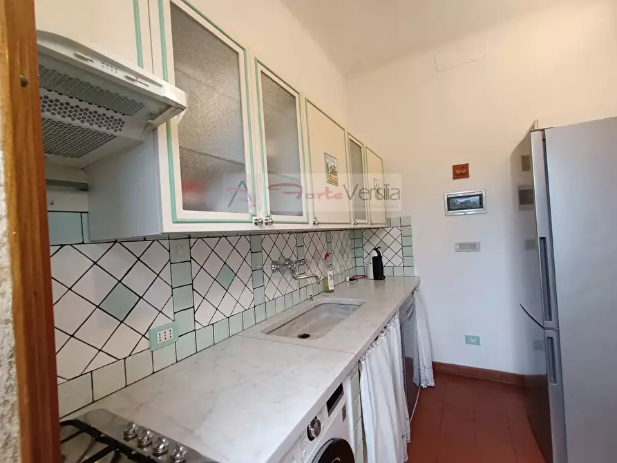 Immagine 15 di Appartamento in vendita  a Forte Dei Marmi