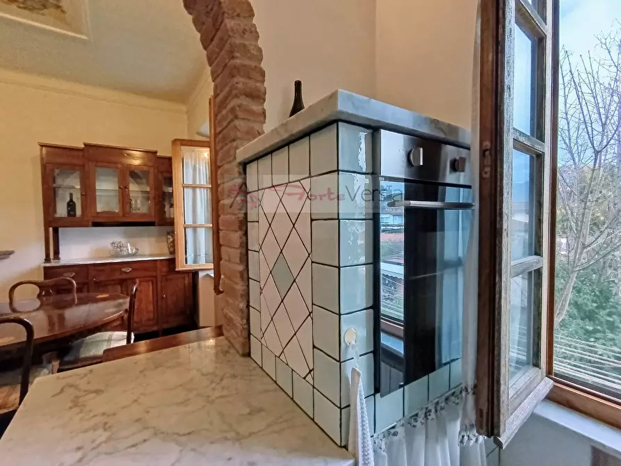 Immagine 18 di Appartamento in vendita  a Forte Dei Marmi