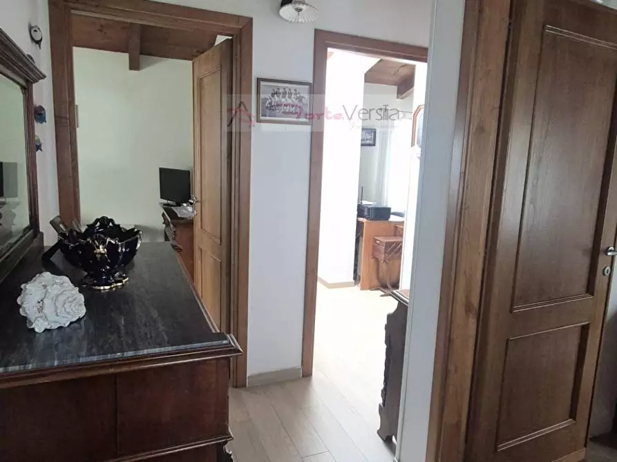 Immagine 40 di Villa in vendita  a Montignoso