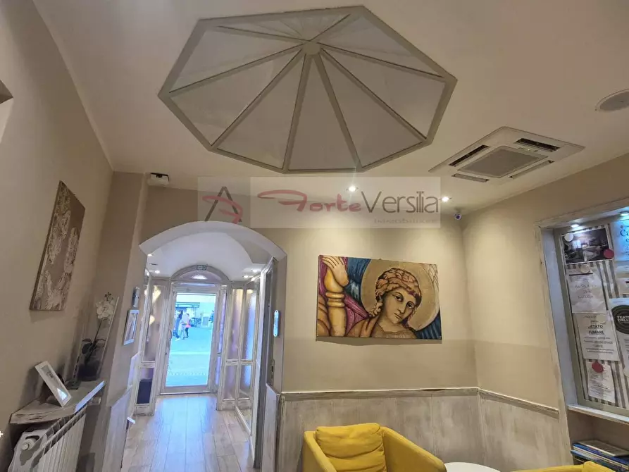 Immagine 6 di Albergo/B&B/Residence in vendita  a Camaiore