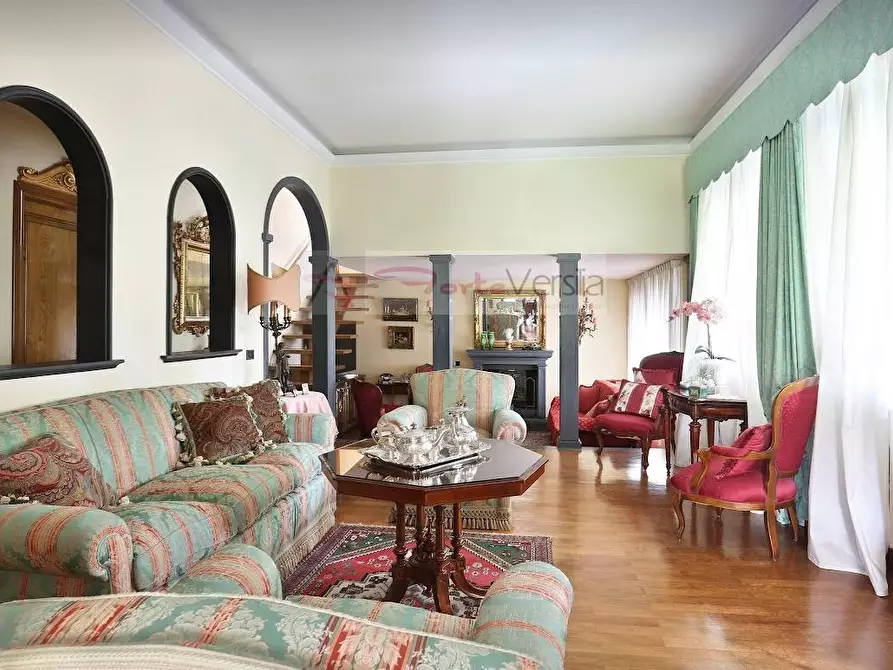 Immagine 1 di Villa in affitto  a Forte Dei Marmi