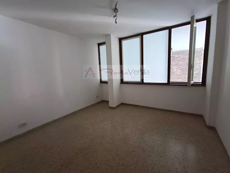 Immagine 6 di Appartamento in vendita  a Massa