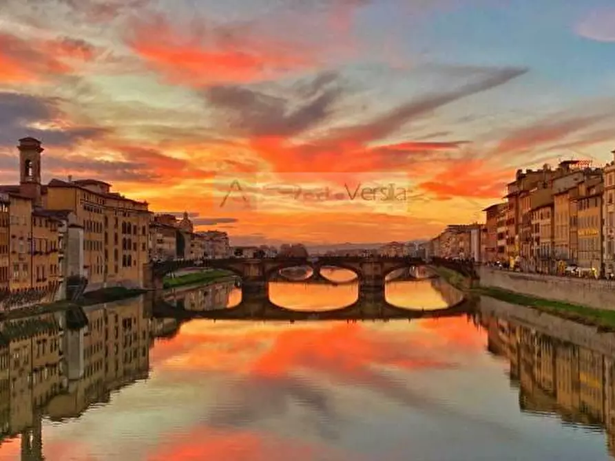 Immagine 3 di Locale commerciale in vendita  a Firenze