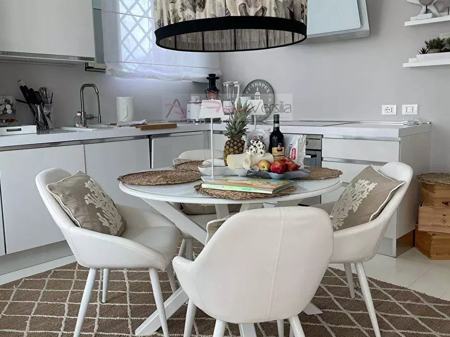 Immagine 1 di Appartamento in affitto  a Forte Dei Marmi