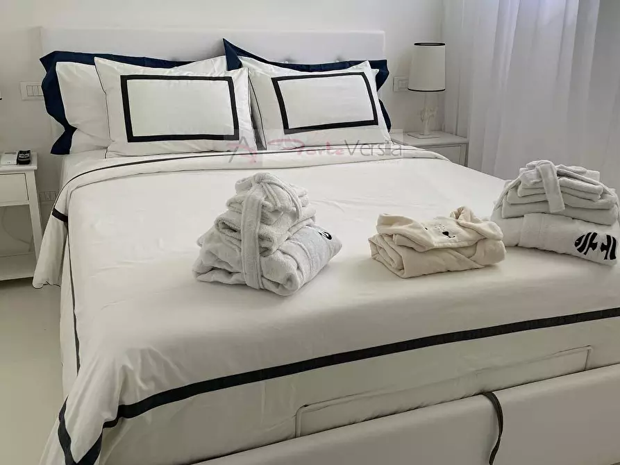 Immagine 8 di Appartamento in affitto  a Forte Dei Marmi