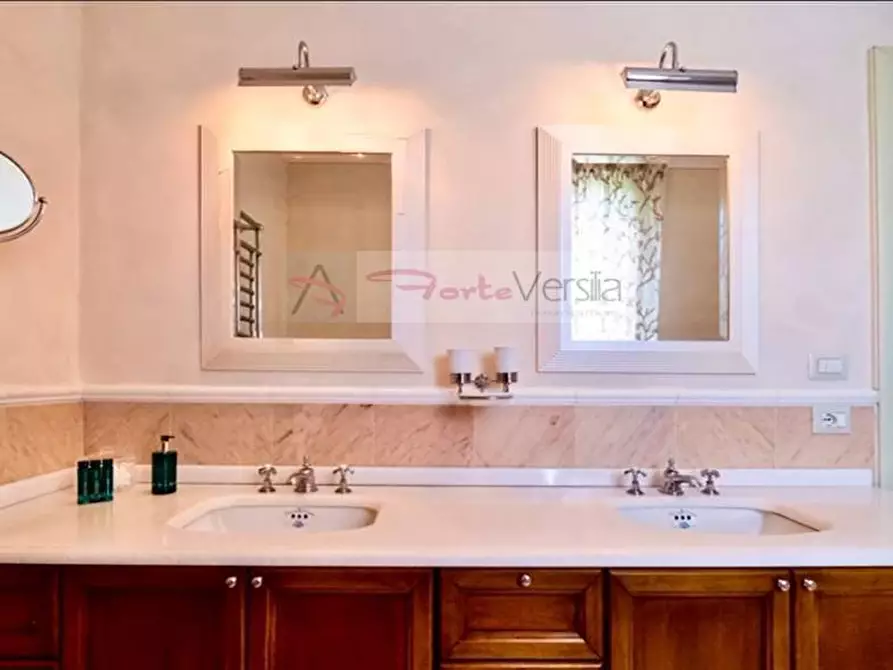 Immagine 10 di Villa   a Forte Dei Marmi