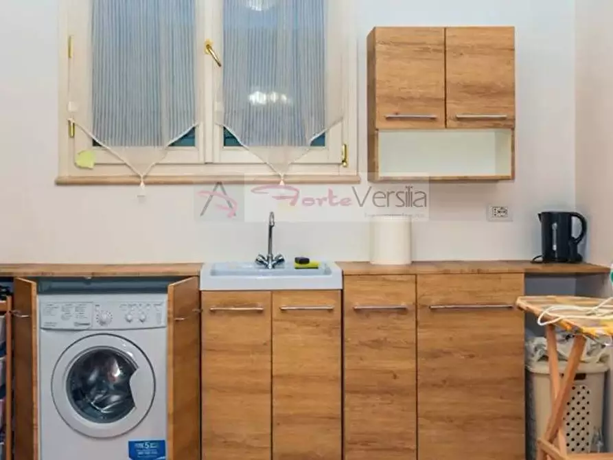 Immagine 28 di Villa in vendita  a Forte Dei Marmi