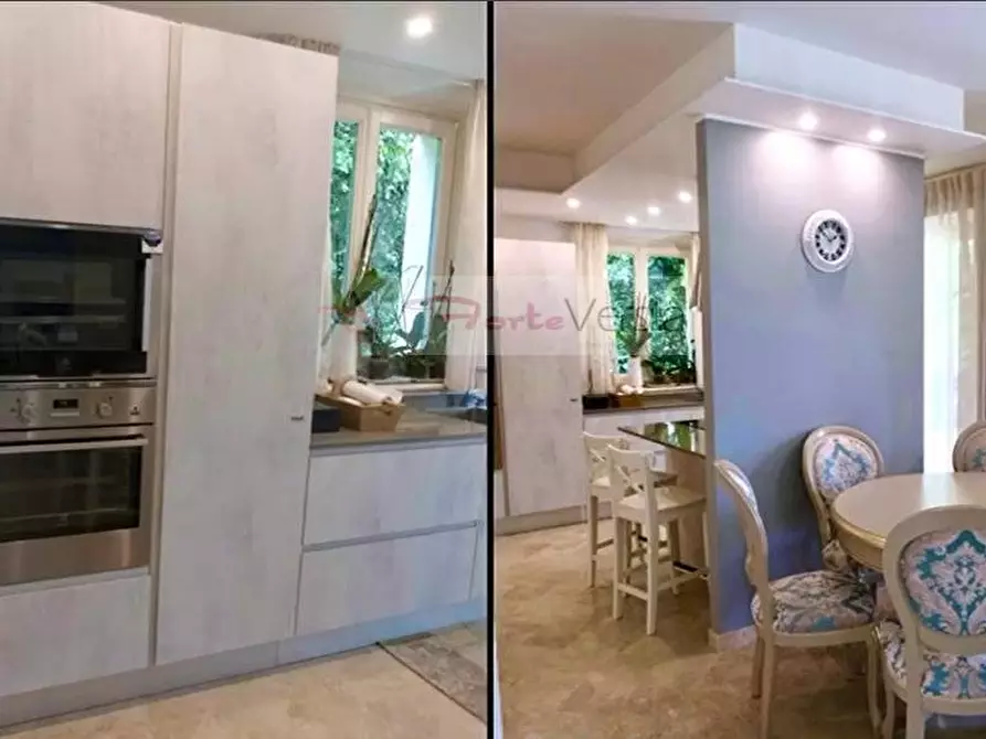 Immagine 9 di Villa in vendita  a Forte Dei Marmi